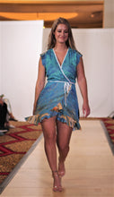 Load image into Gallery viewer, Tea dress Dolphin
