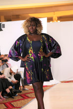 Load image into Gallery viewer, Flow kimono jacket
