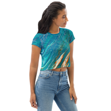 Load image into Gallery viewer, Crop Tee Dolphin
