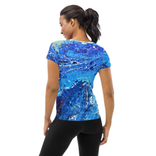 Load image into Gallery viewer, Flattering athletic T-shirt BlueX
