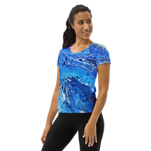 Load image into Gallery viewer, Flattering athletic T-shirt BlueX
